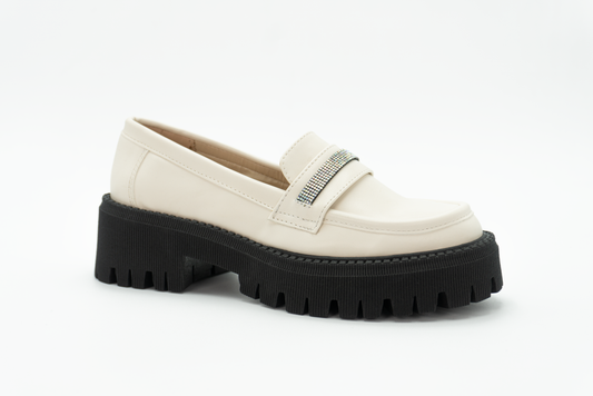 Mocasines Chunky con Plataforma y Detalles Brillantes