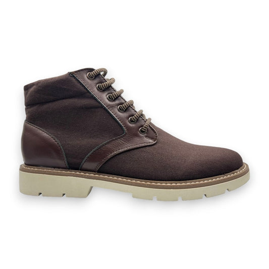 Botin casual para caballero con aplicaciones en piel