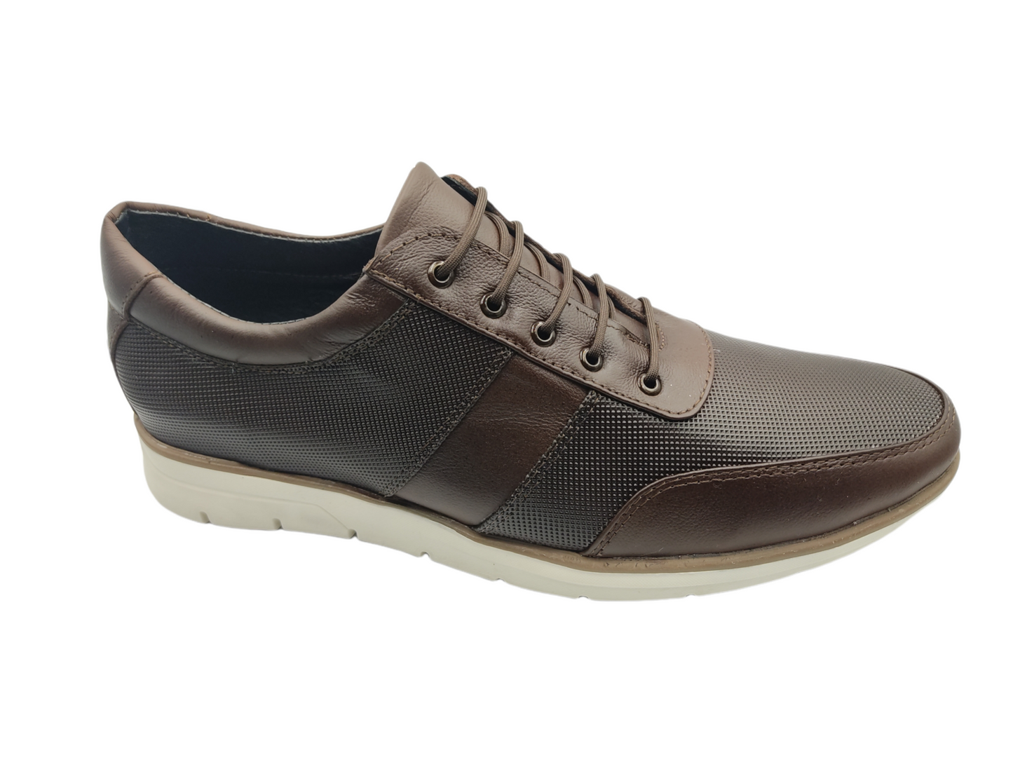 ZAPATO TIPO TENNIS HECHO EN PIEL CON APLICACIONES TEXTILES 052